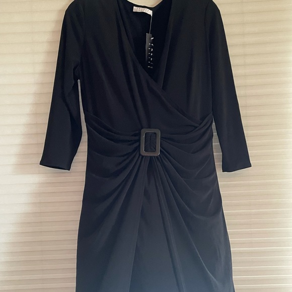 Dress - Picture 3 of 6